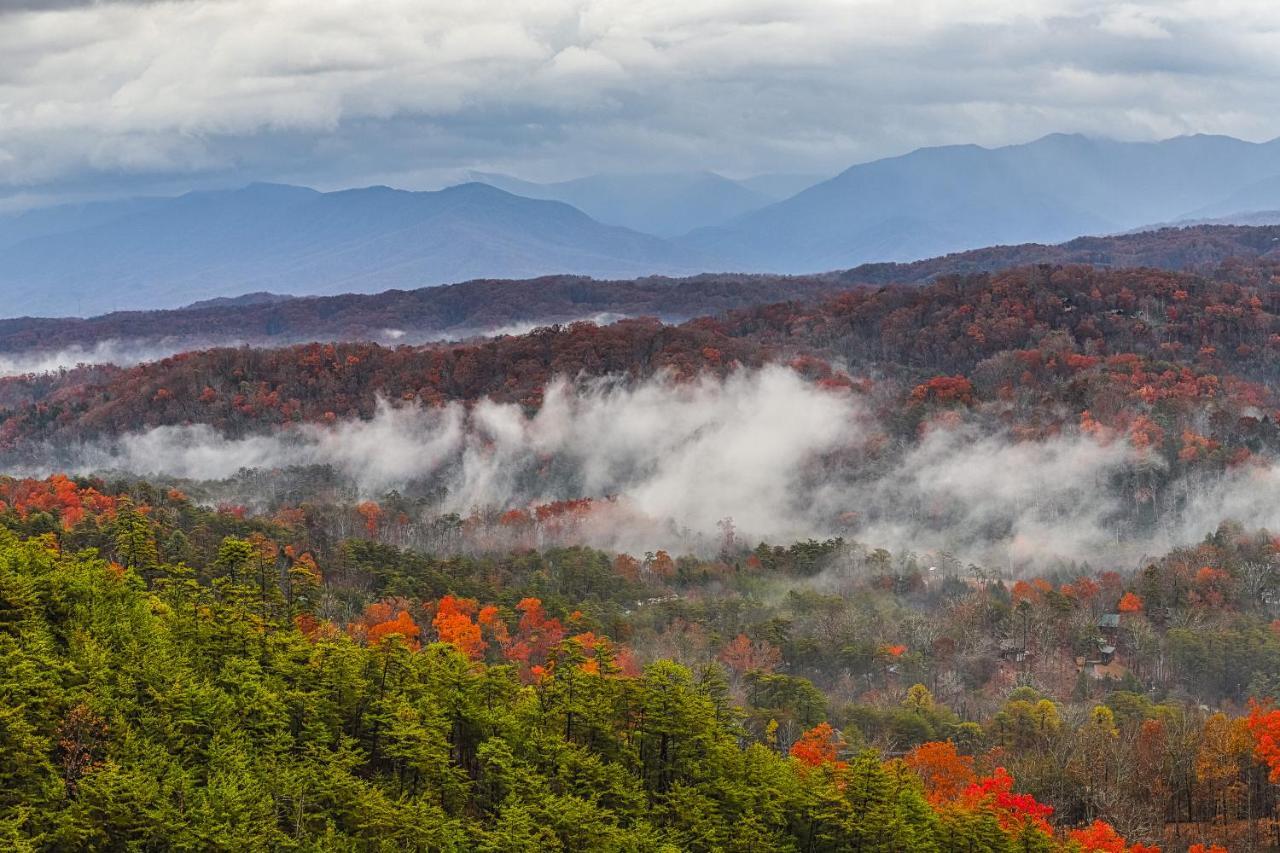 Amidst The Beauty Pigeon Forge Exterior photo
